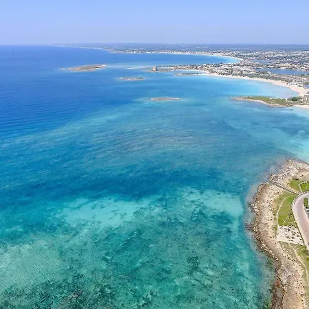 Casa Giglio 2 A 200 Mt Dalla Di Scala Di Furno Porto Cesareo Holiday home *